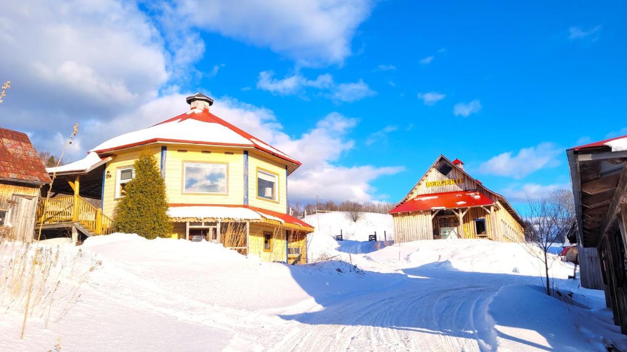La Vieille Ferme, Ecogite Saint-Fulgence Ngoại thất bức ảnh
